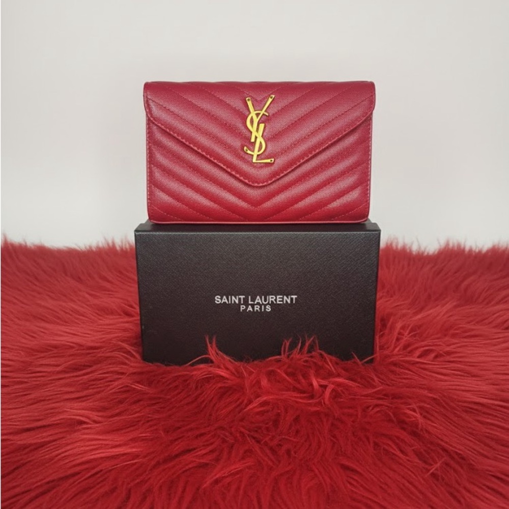 Source Unknown Red Quilted Wallet - image 1